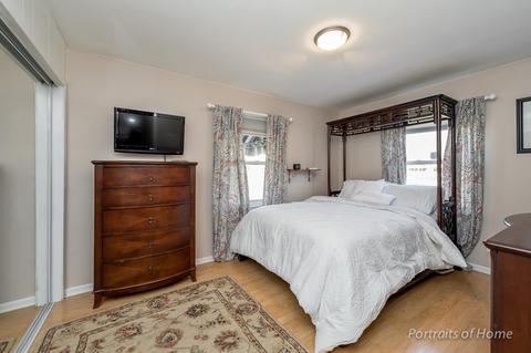 151 Willow St, Roselle, IL 60172 photo 9