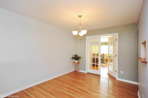 177 Sunrise Dr, Wheeling, IL 60090 photo 5