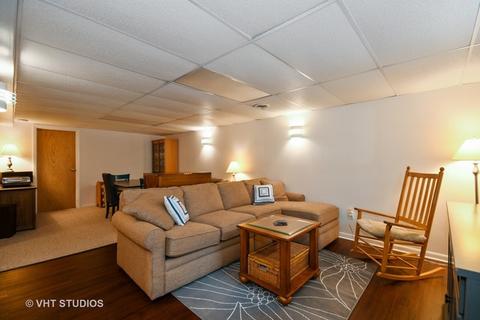1445 N Eagle St, Naperville, IL 60563 photo 9