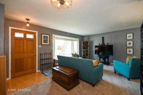1445 N Eagle St, Naperville, IL 60563 photo 4