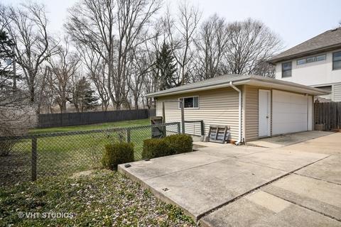 1445 N Eagle St, Naperville, IL 60563 photo 15