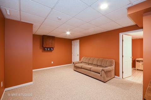 711 Highview Ct, Elburn, IL 60119 photo 11