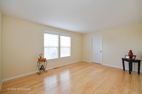486 Gray Ave, Elburn, IL 60119 photo 8