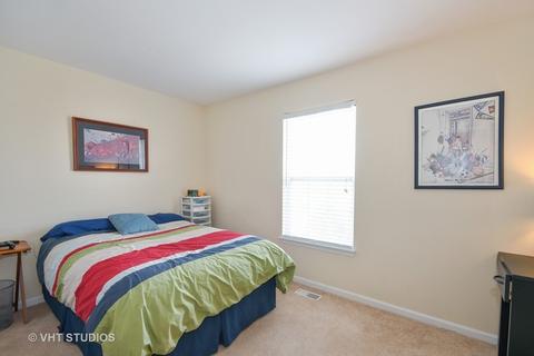 486 Gray Ave, Elburn, IL 60119 photo 11
