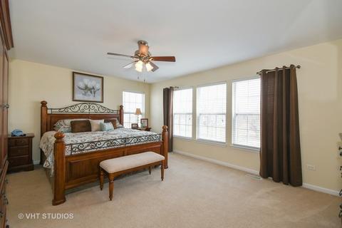 486 Gray Ave, Elburn, IL 60119 photo 9