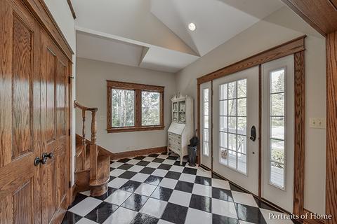 220 W Madison Ave, Wheaton, IL 60187 photo 2