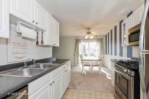 1665 Williamsburg Ct #A, Wheaton, IL 60189 photo 5