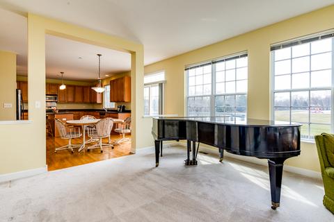 1360 Horizon Trl, Wheeling, IL 60090 photo 8