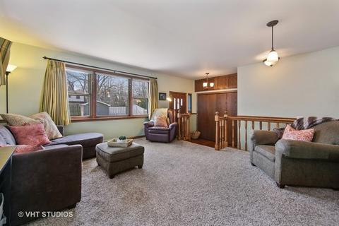 1906 E Illinois St, Wheaton, IL 60187 photo 9
