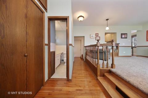1906 E Illinois St, Wheaton, IL 60187 photo 14