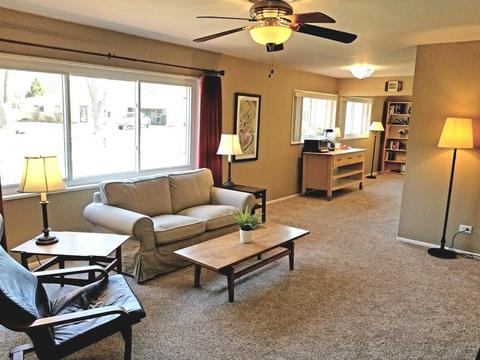 565 Glendale Ln, Hoffman Estates, IL 60169 photo 15