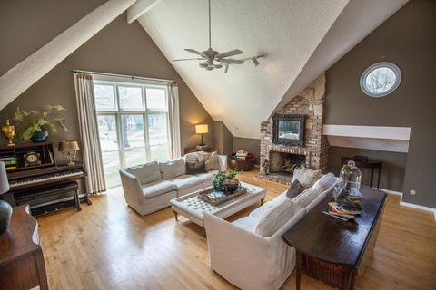 604 Count Fleet Ct, Naperville, IL 60540 photo 16