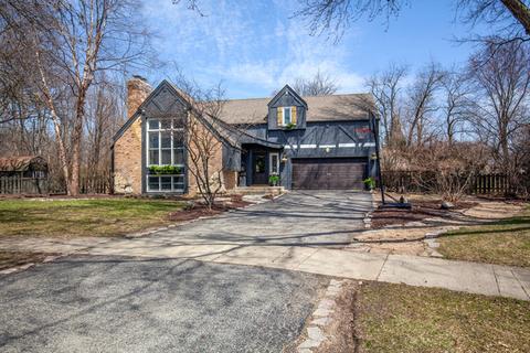 604 Count Fleet Ct, Naperville, IL 60540 photo 2