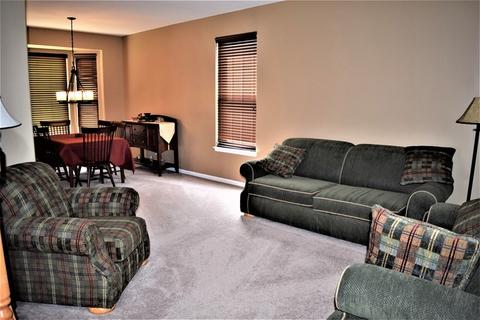 28709 Blacksmith St, Lakemoor, IL 60051 photo 5