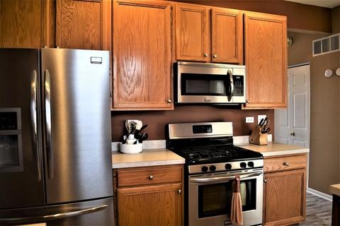 28709 Blacksmith St, Lakemoor, IL 60051 photo 17