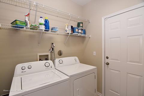2827 Beacon Point Cir, Elgin, IL 60124 photo 17