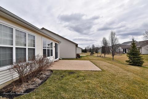 2827 Beacon Point Cir, Elgin, IL 60124 photo 18