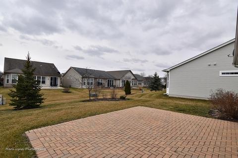 2827 Beacon Point Cir, Elgin, IL 60124 photo 21
