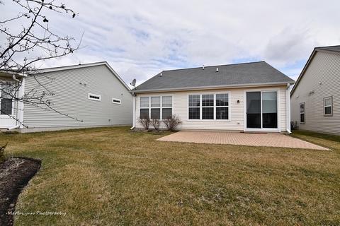 2827 Beacon Point Cir, Elgin, IL 60124 photo 19