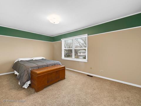 892 Casa Solana Dr, Wheaton, IL 60189 photo 21