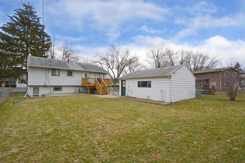142 Saint Armand Ln, Wheeling, IL 60090 photo 27