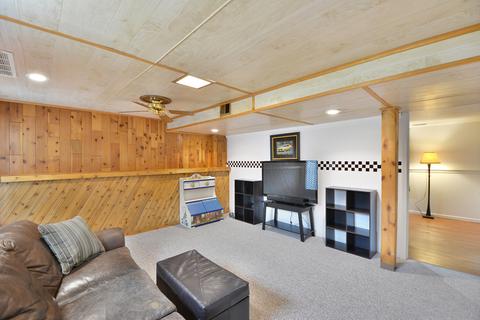 142 Saint Armand Ln, Wheeling, IL 60090 photo 21