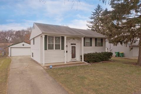 142 Saint Armand Ln, Wheeling, IL 60090 photo 1