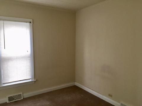 1051 W Hickory St, Kankakee, IL 60901 photo 4