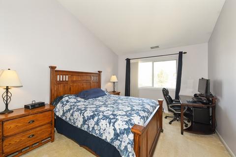 996 Spring Ct, Darien, IL 60561 photo 7