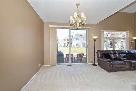 996 Spring Ct, Darien, IL 60561 photo 5