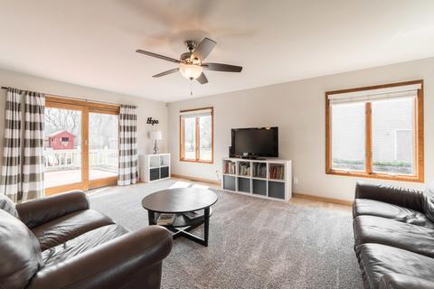 723 Fairview Ln, Bartlett, IL 60103 photo 12