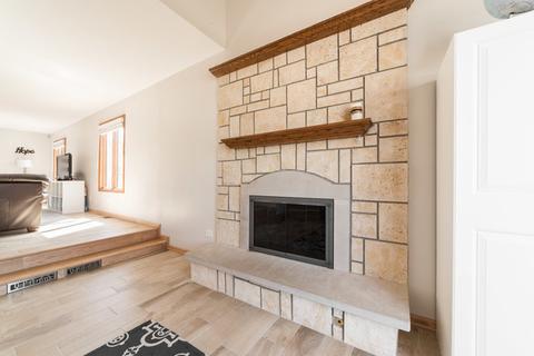 723 Fairview Ln, Bartlett, IL 60103 photo 9