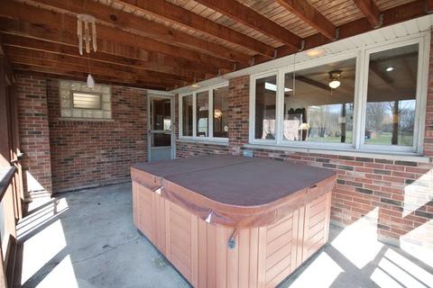 2015 E Oak St, Crete, IL 60417 photo 12