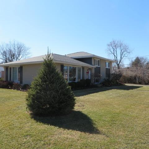 146 Michael Mnr, Glenview, IL 60025 photo 2