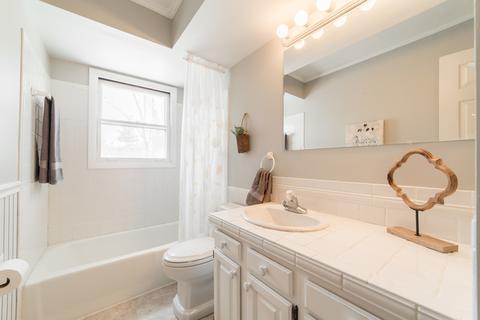 767 W Stearns Rd, Bartlett, IL 60103 photo 19