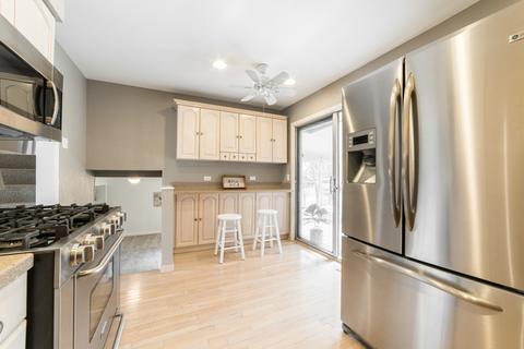 767 W Stearns Rd, Bartlett, IL 60103 photo 11