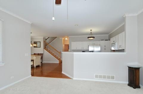 2011 Westridge Pl, Aurora, IL 60504 photo 8