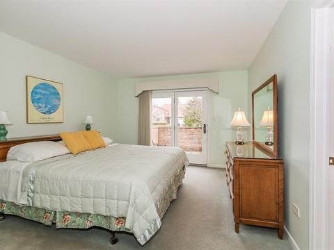 1653 Pebble Beach Dr, Hoffman Estates, IL 60169 photo 13