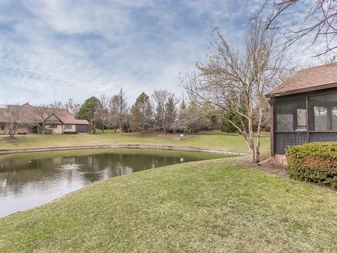 1653 Pebble Beach Dr, Hoffman Estates, IL 60169 photo 23