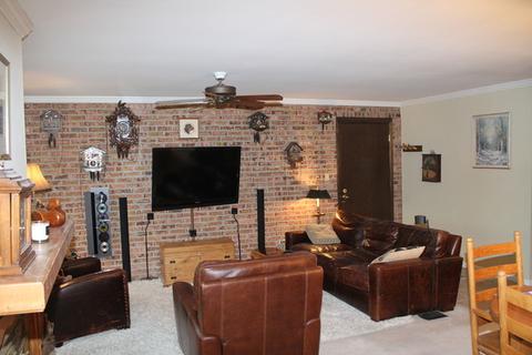 320 Sheridan Dr #2D, Willowbrook, IL 60527 photo 3