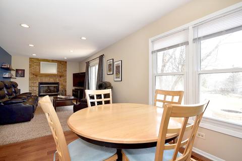 716 Bayberry Dr, Bartlett, IL 60103 photo 8