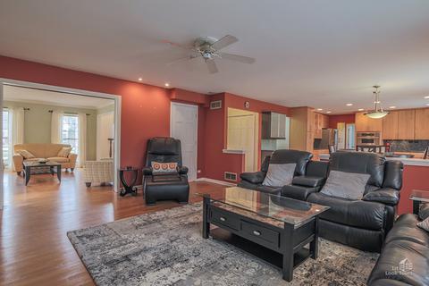 4110 White Eagle Dr, Naperville, IL 60564 photo 22
