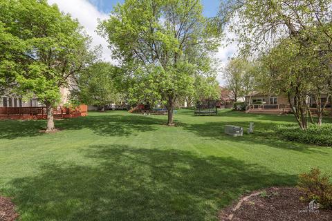 4110 White Eagle Dr, Naperville, IL 60564 photo 5