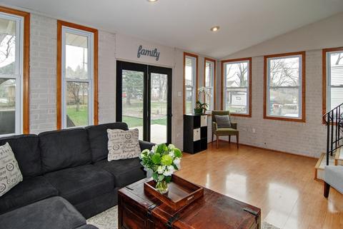 207 S Forest Ave, Hillside, IL 60162 photo 8