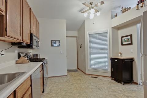 1610 Red Coach Ln, Algonquin, IL 60102 photo 16