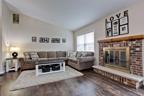 1610 Red Coach Ln, Algonquin, IL 60102 photo 5