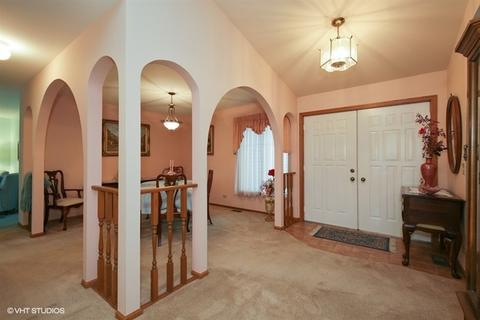 622 Yellowstone Dr, Elgin, IL 60123 photo 7