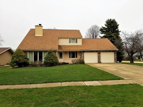 202 Arrowhead Dr, Minooka, IL 60447 photo 1