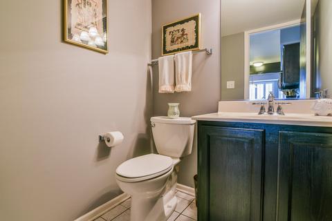 3240 Anton Dr, Aurora, IL 60504 photo 13