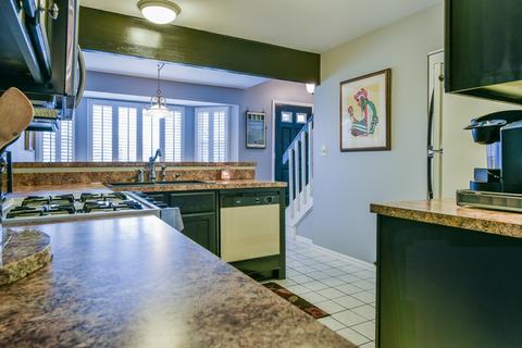 3240 Anton Dr, Aurora, IL 60504 photo 10